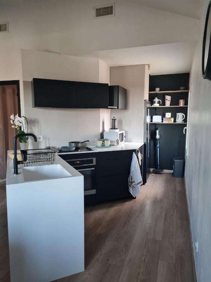 Ferienwohnung Le Repaire Du Soleil Aigues-Mortes Exterior foto