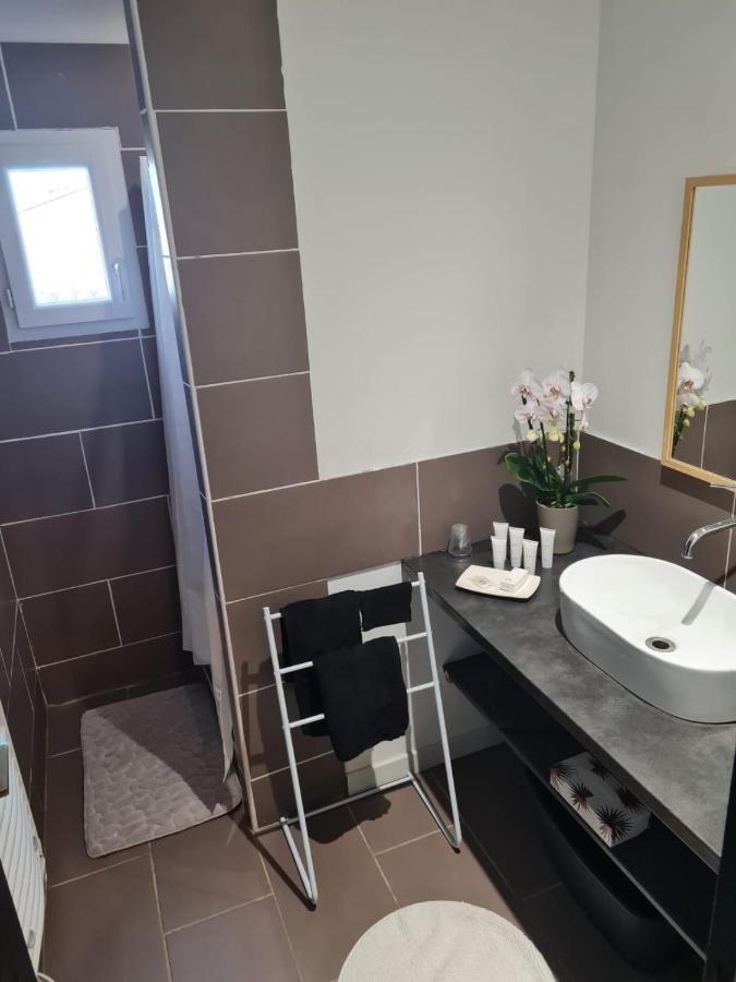 Ferienwohnung Le Repaire Du Soleil Aigues-Mortes Exterior foto