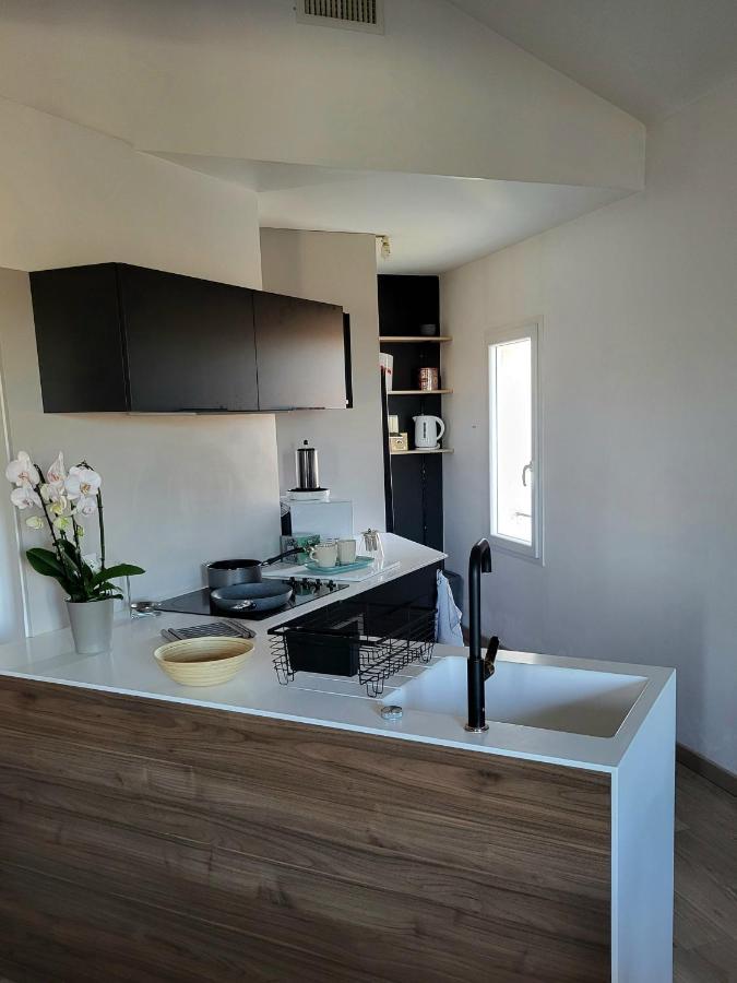 Ferienwohnung Le Repaire Du Soleil Aigues-Mortes Exterior foto